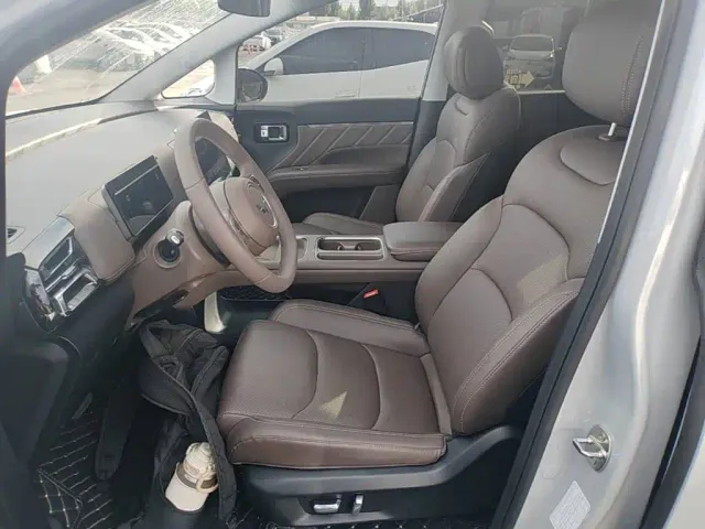Wuling Starlight 730 — Фото автомобиля 14