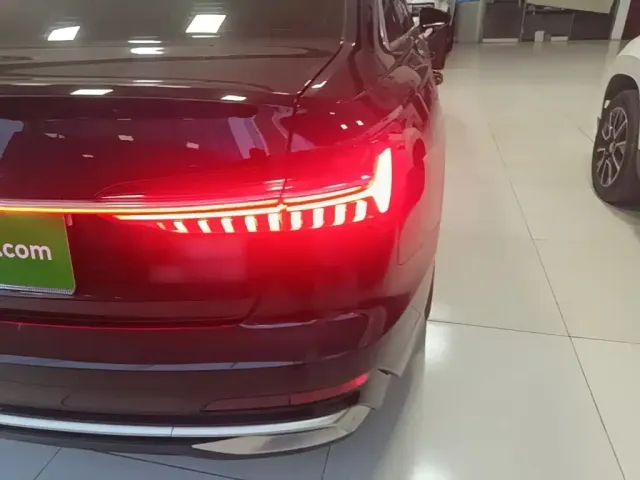 Audi A6L — Фото автомобиля 7