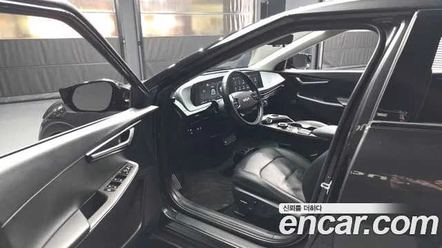 Kia EV6 — Фото автомобиля 9