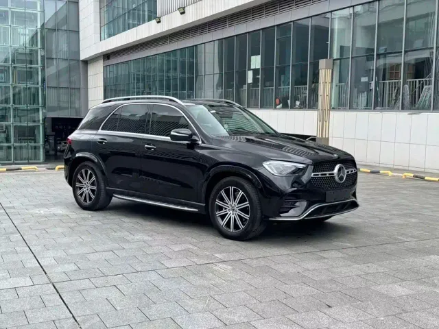 Mercedes-Benz GLE-Class — Фото автомобиля 3