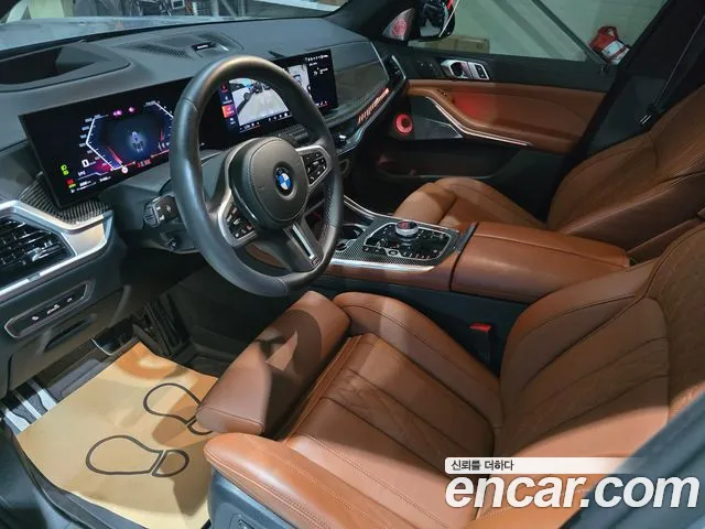 BMW X7 M60i xDrive M Sport 6 мест — Фото автомобиля 9