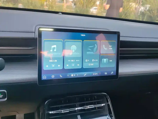 Wuling Starlight — Фото автомобиля 13