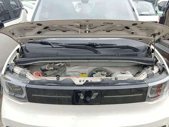 Wuling Hongguang Mini EV — Фото автомобиля 19