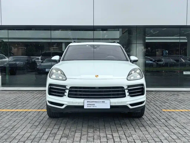 Porsche Cayenne — Фото автомобиля 22