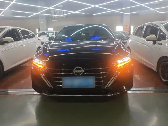 Nissan Sylphy 2023 1.6L CVT Deluxe Edition — Фото автомобиля 2