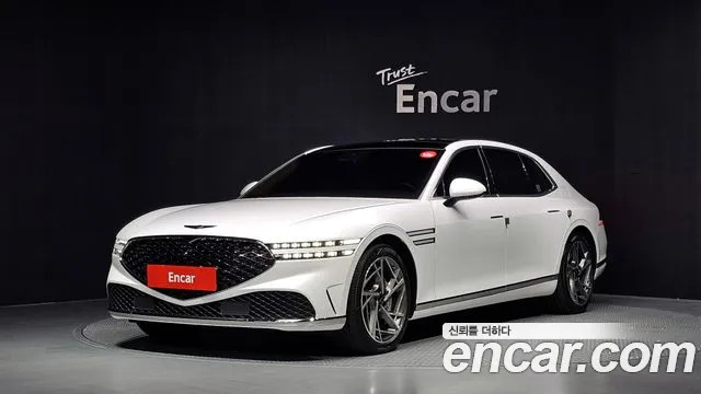 Фотография автомобиля — Genesis G90 RS4