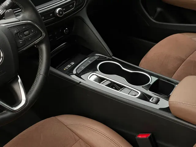 Buick Regal — Фото автомобиля 13