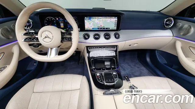 Mercedes-Benz E-Class — Фото автомобиля 7
