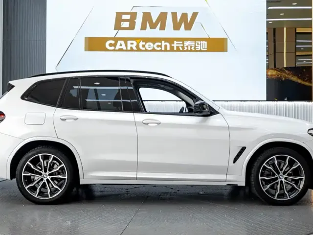 BMW X3 — Фото автомобиля 4