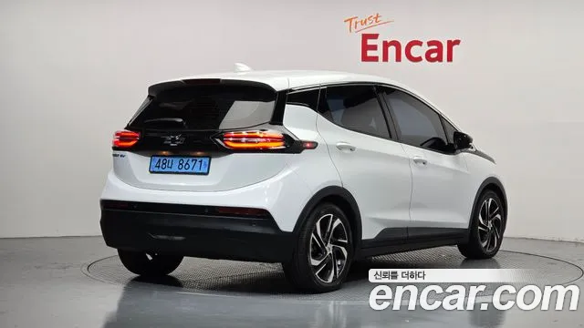 Chevrolet Bolt EV — Фото автомобиля 2