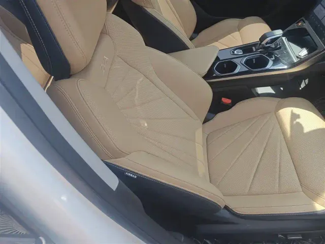 Geely Boyue L — Фото автомобиля 19