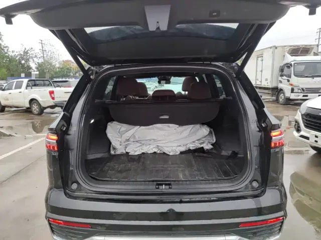 Geely Xingyue L — Фото автомобиля 18