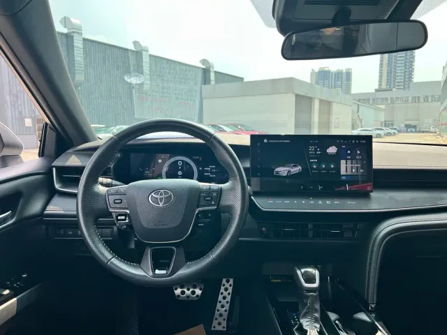 Toyota Camry — Фото автомобиля 5