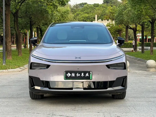 Xpeng G7 — Фото автомобиля 2