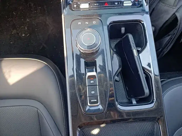 Wuling Starlight — Фото автомобиля 13