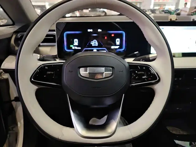 Geely Geometry E Firefly — Фото автомобиля 10
