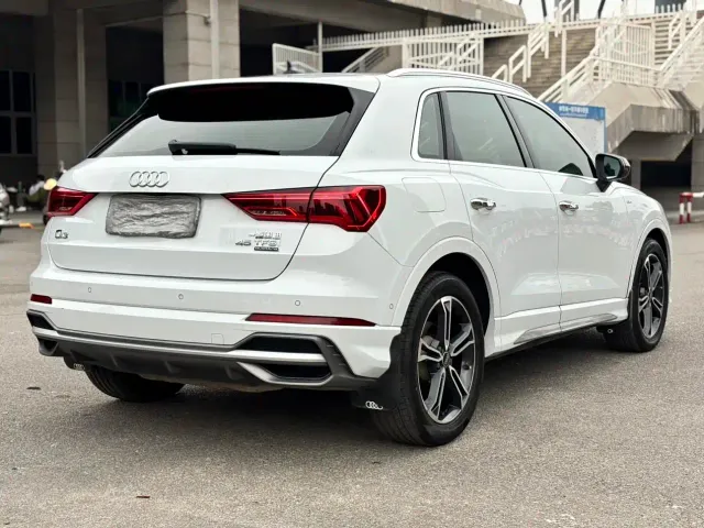 Audi Q3 — Фото автомобиля 6
