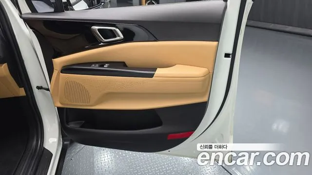 Kia Canival Carnival 4 поколение Дизель 9 мест Prestige — Фото автомобиля 23