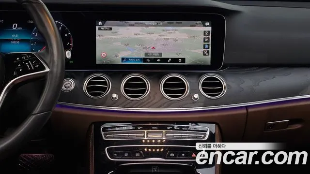Mercedes-Benz E-Class W213 — Фото автомобиля 20