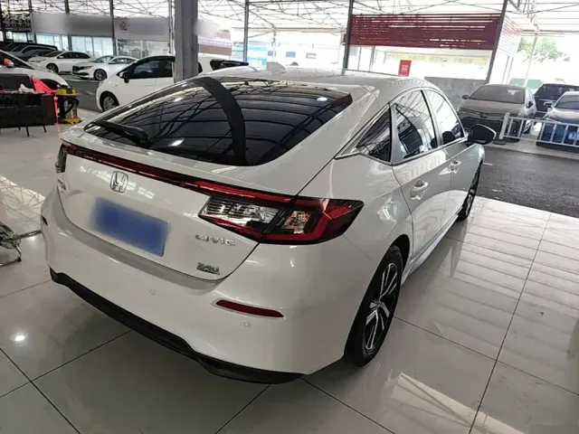 Honda Civic — Фото автомобиля 6