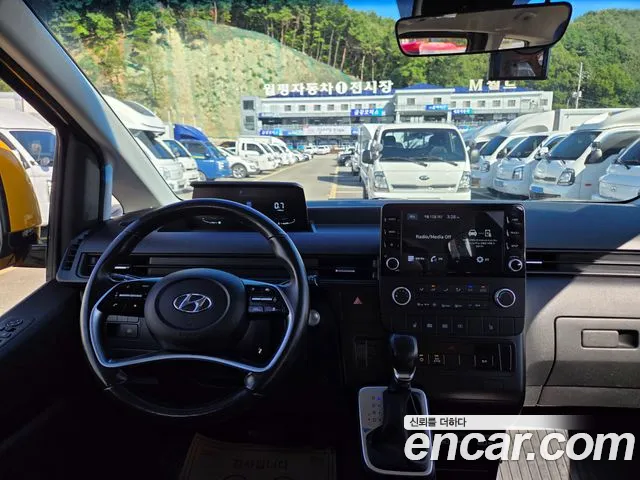 Hyundai Staria — Фото автомобиля 13
