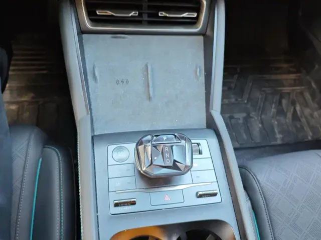 BYD Qin L — Фото автомобиля 16