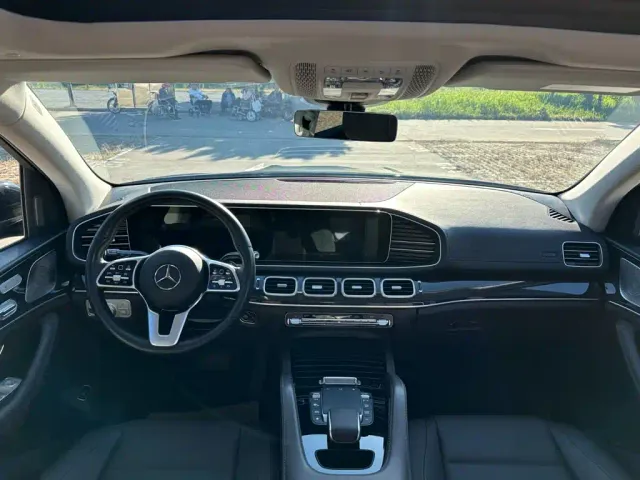 Mercedes-Benz GLE-Class — Фото автомобиля 11
