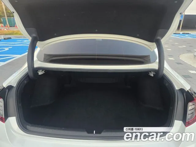 Hyundai Sonata — Фото автомобиля 7
