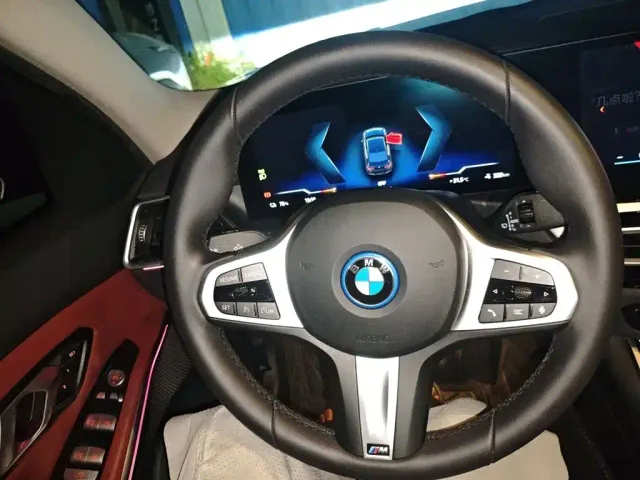 BMW i3 — Фото автомобиля 6