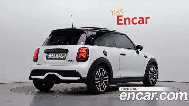 Mini Cooper — Фото автомобиля 2