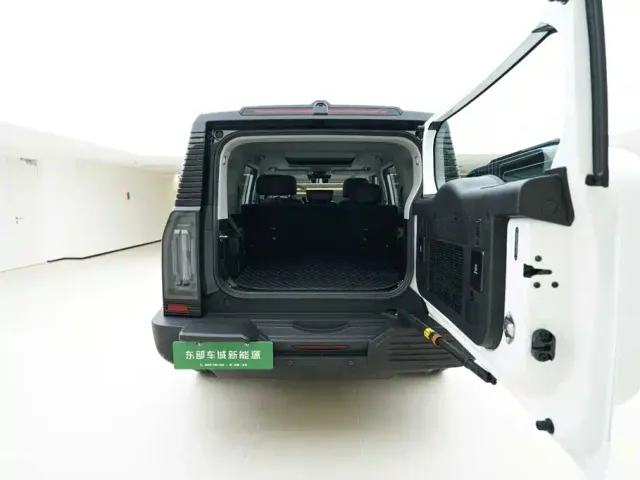 Jetour T2 — Фото автомобиля 6