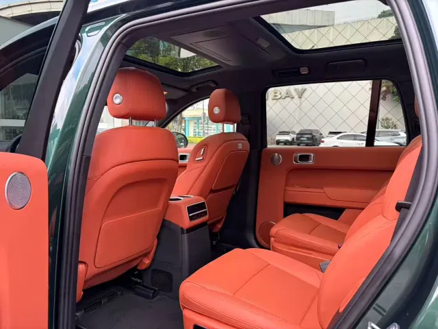 Li Auto L9 — Фото автомобиля 13