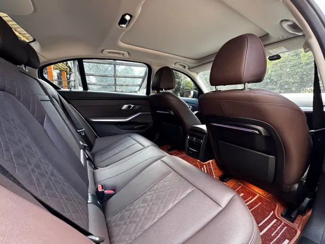 BMW 3 Series — Фото автомобиля 20