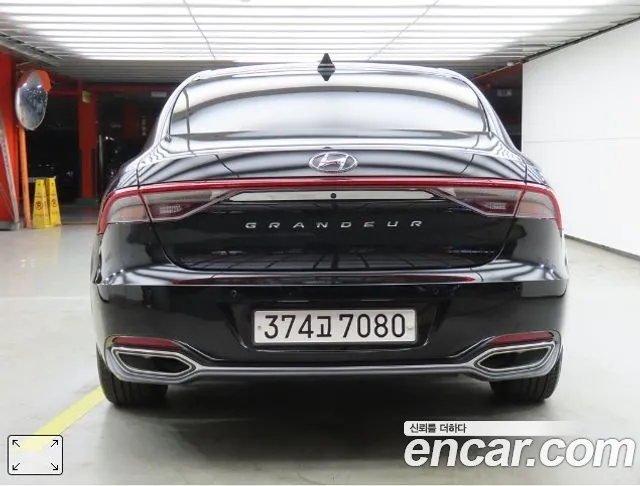 Hyundai Grandeur Grandeur (New) — Фото автомобиля 4