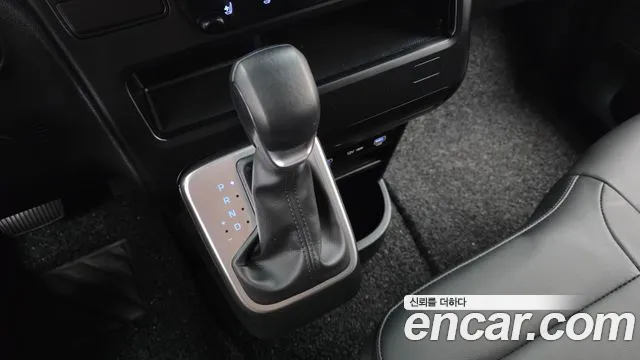 Hyundai Staria — Фото автомобиля 12