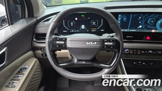 Kia Canival — Фото автомобиля 4