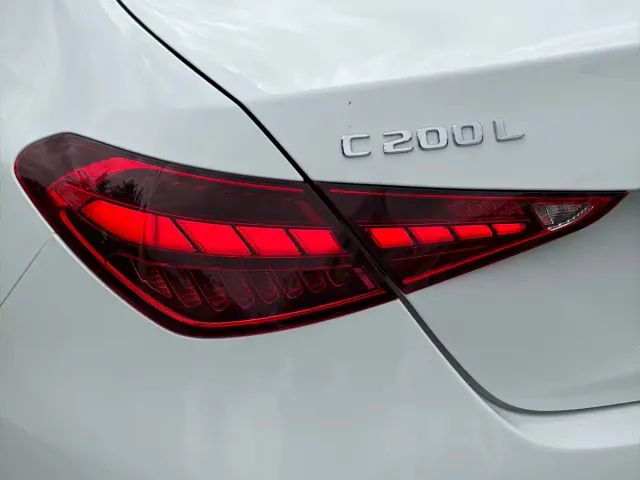 Mercedes-Benz C-Class — Фото автомобиля 12