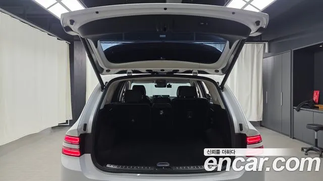 Genesis GV80 — Фото автомобиля 22