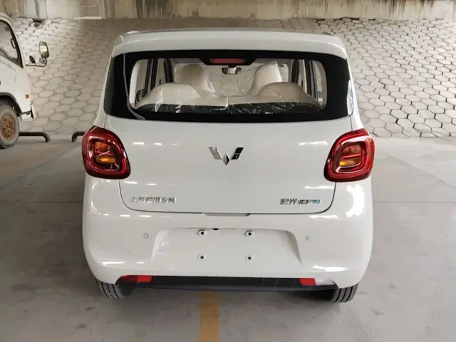 Wuling Hongguang Mini EV — Фото автомобиля 5