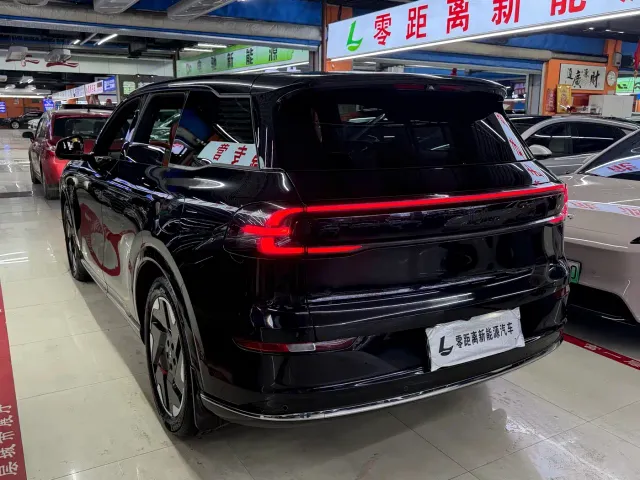 Changan Qiyuan Q07 — Фото автомобиля 4