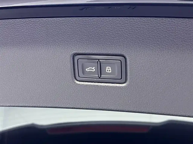Audi Q5L Sportback — Фото автомобиля 10