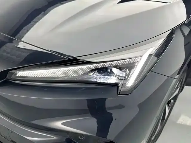 Arcfox Alpha T5 — Фото автомобиля 13