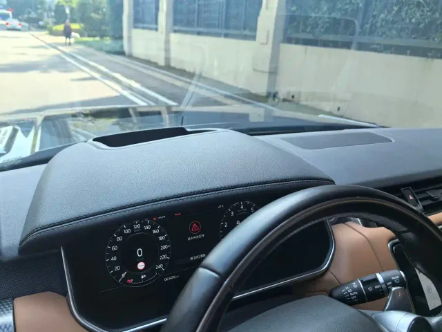 Land Rover Range Rover Sport — Фото автомобиля 11
