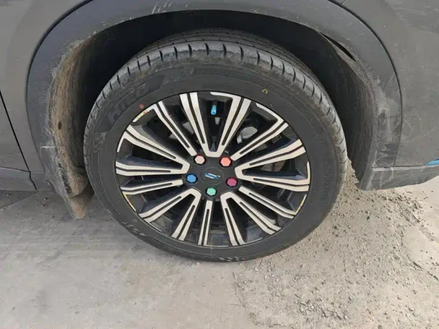 Changan Oushang X5 — Фото автомобиля 6