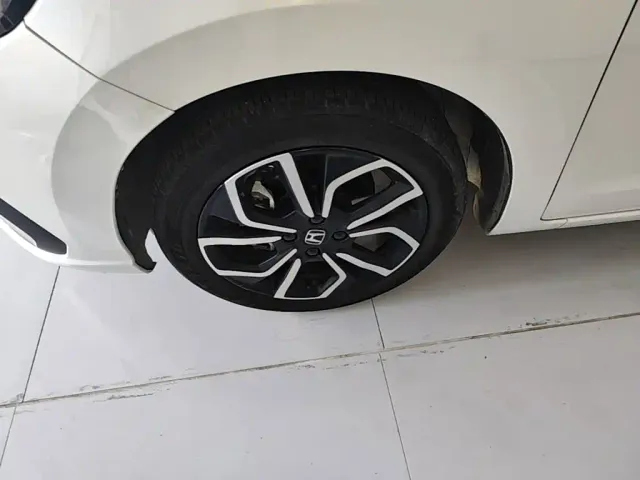 Honda Fit — Фото автомобиля 22