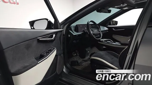 Kia EV6 — Фото автомобиля 15