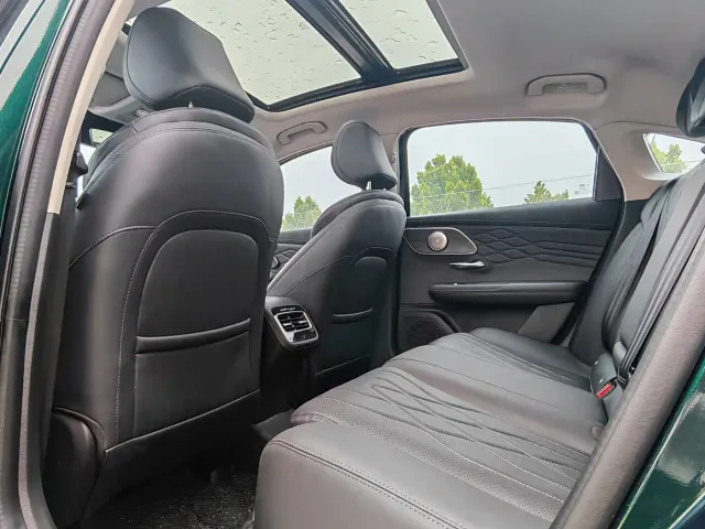 Chery Arrizo 8 PRO — Фото автомобиля 5