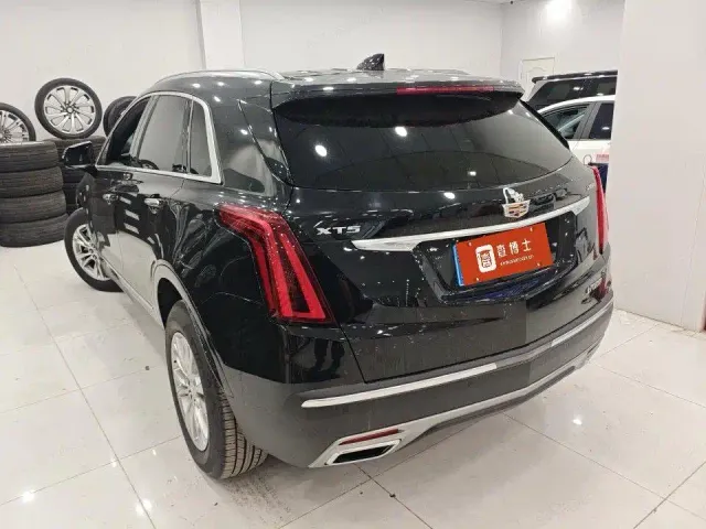 Cadillac XT5 — Фото автомобиля 7