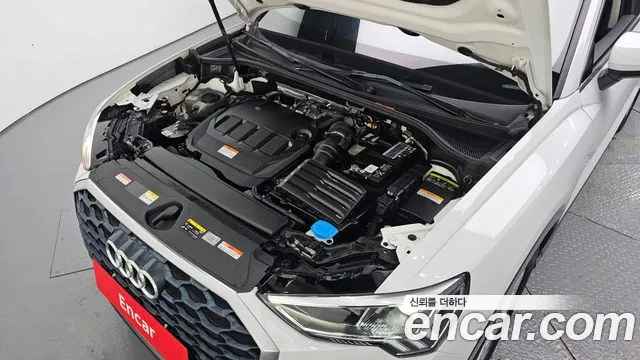 Audi Q3 35 TDI Premium Sportback — Фото автомобиля 6