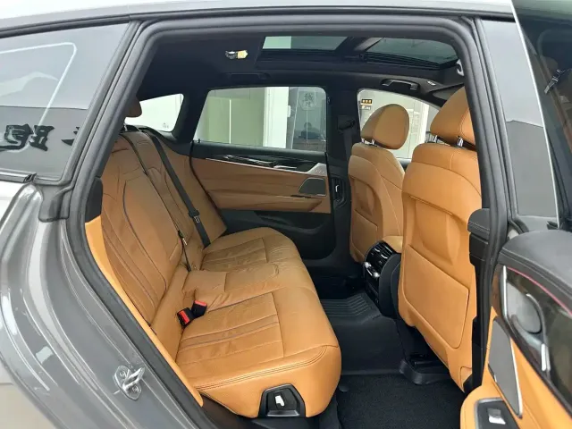 BMW 6 Series Gran Turismo — Фото автомобиля 6